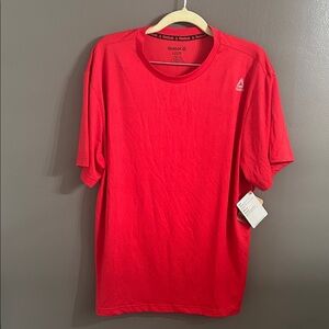 Reebok Men's Red Short Sleeve Athletic Tee
